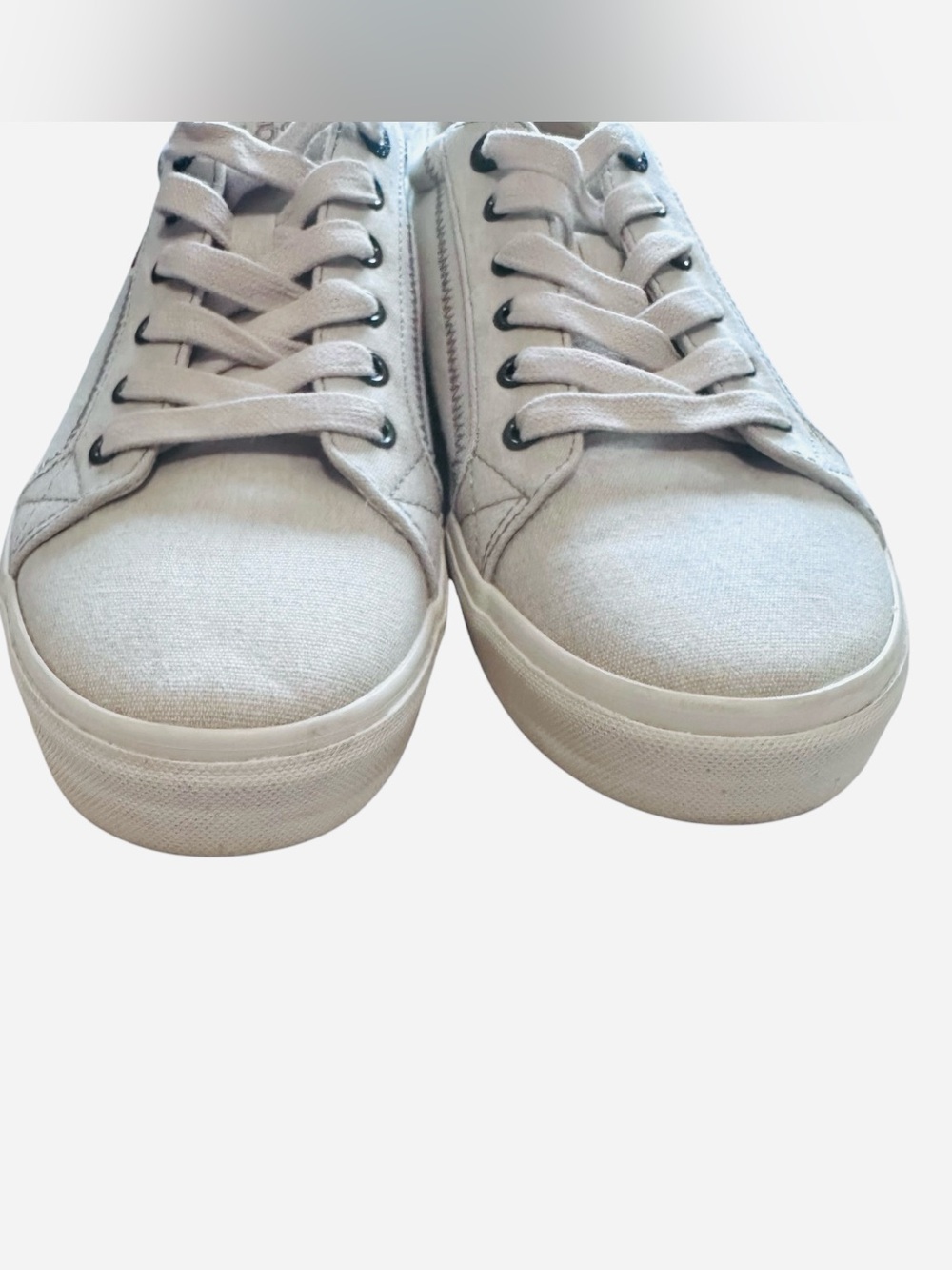 TAOS FOOTWEAR Plim Soul Canvas Sneaker Sz 10 - Picture 4 of 8